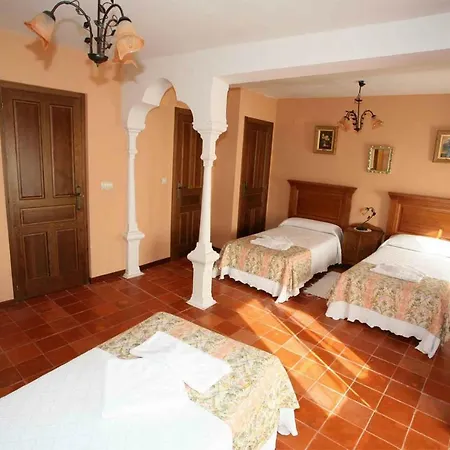 Calderon De Medina I Y Ii Country house Siete Iglesias de Trabancos