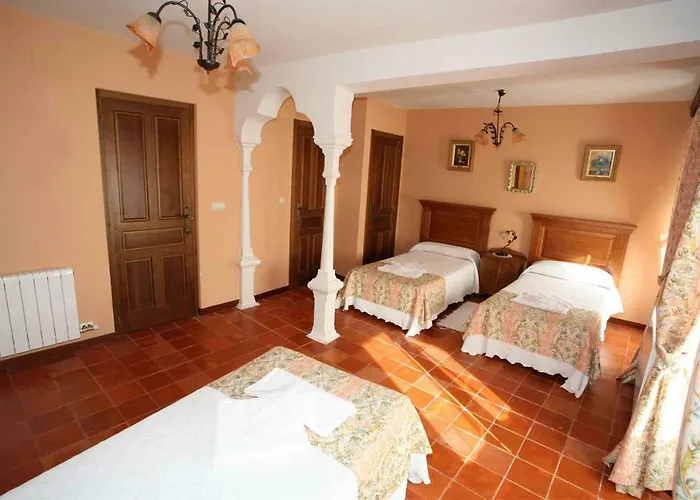 Calderon De Medina I Y Ii Séjour à la campagne Siete Iglesias de Trabancos